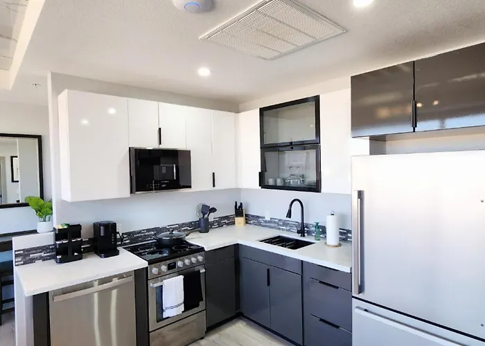 Aparthotel Modern With Panoramic Views 3*