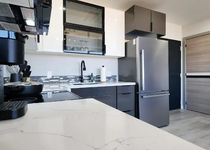 Modern With Panoramic Views 3* Tulsa